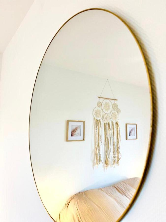 L'Atelier Chic - Wifi Fibre - Parking Privee - Balcon - Netflix Apartment Lanester Exterior photo